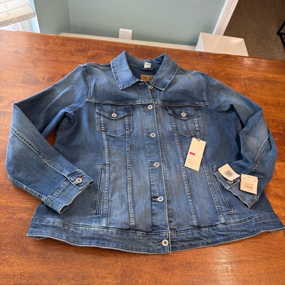 Levi's Jackets & Blazers - NWT Levi’s Classic Blue Denim Trucker Jacket size 3X button essential stretch
